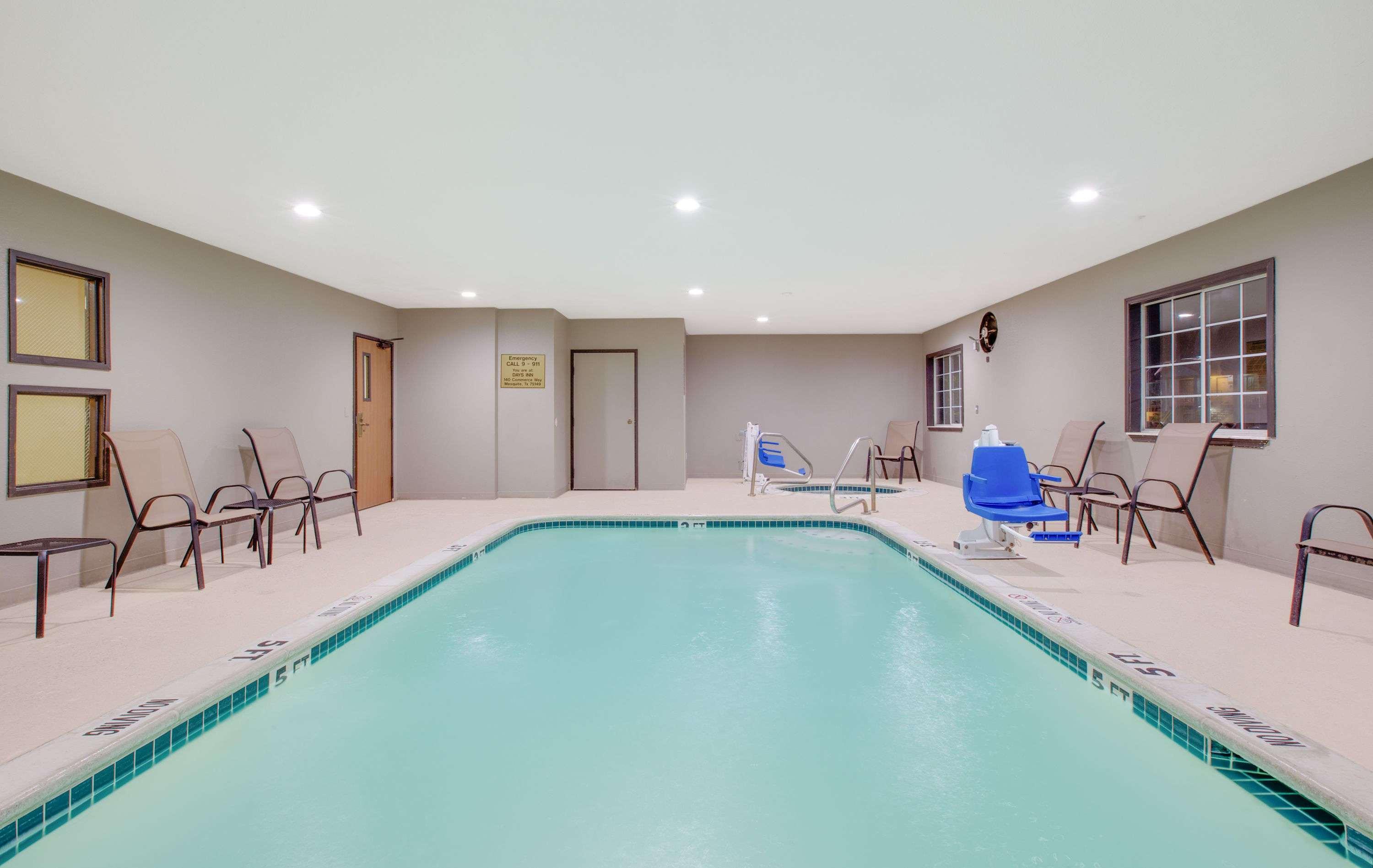 Days Inn Mesquite Rodeo Екстериор снимка